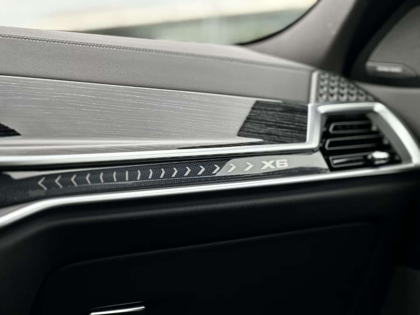 BMW X6 xDrive30d M Sport Sportpaket 2024