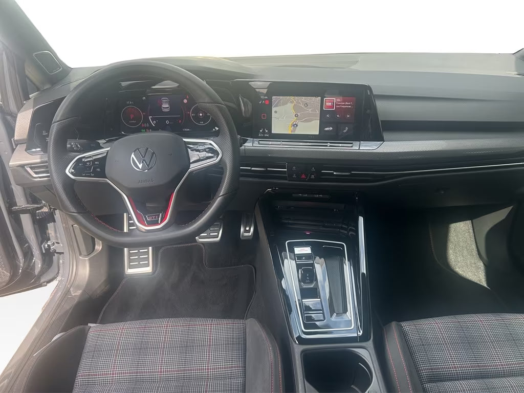 Volkswagen Golf VIII 2.0 TSI DSG GTI 2024